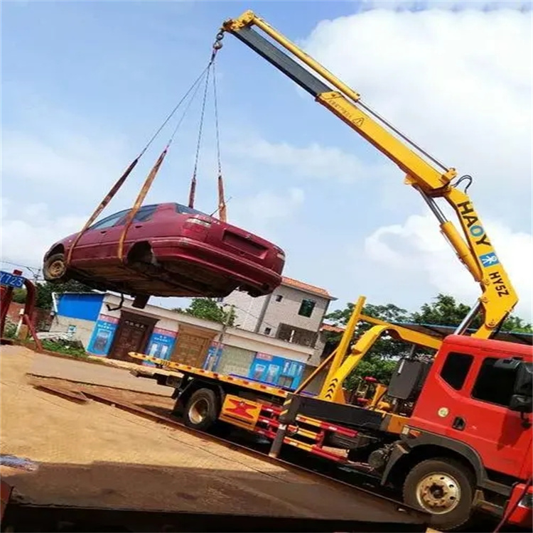 苏州姑苏吊车吊汽车的正确方法